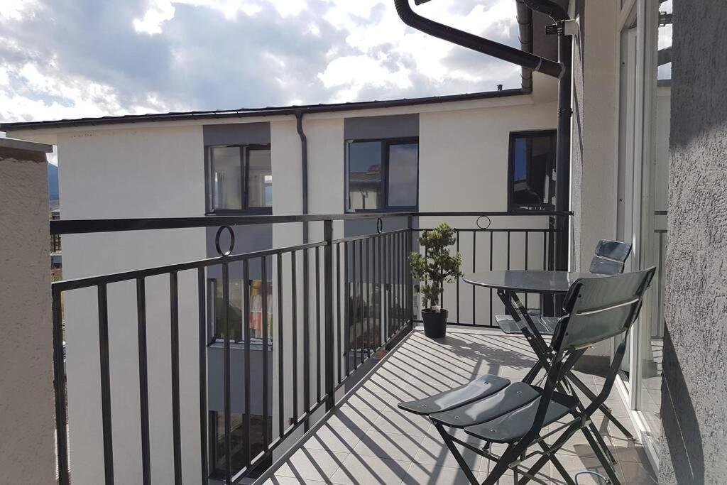 Living Home, Apartament Cu Doua Dormitoare Si Doua Bai Cisnădie 外观 照片